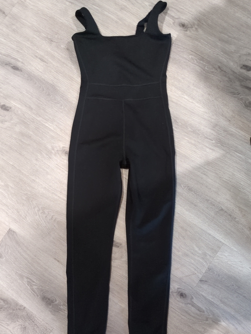 Girlfriend CollectiveBlack Slim Jumpsuit with Square Neck Small